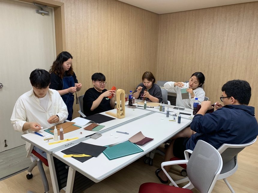 <감성을담은가죽공예> 3주차 수업사진2