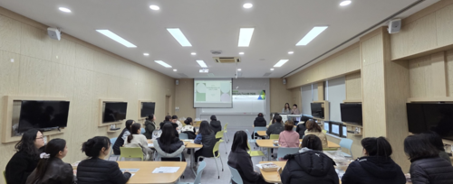 간담회 진행 사진